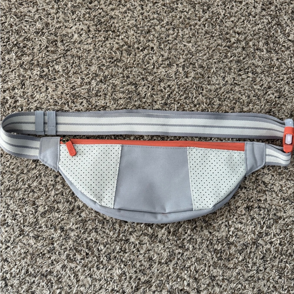 Thirty-One Gray and White Belt Bag with Orange Accents
